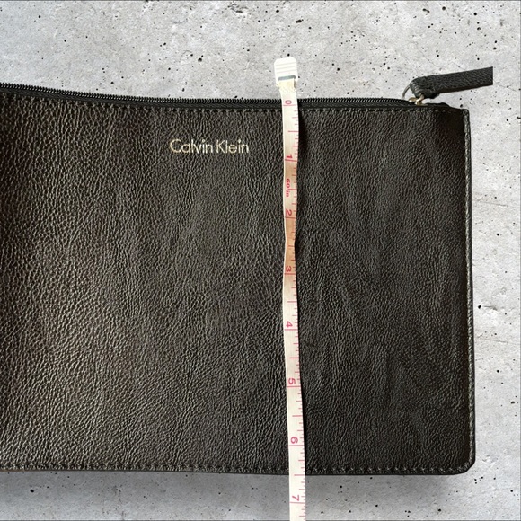 Small Calvin Klein Black Leather Wristlet *NWOT* - Picture 8 of 9
